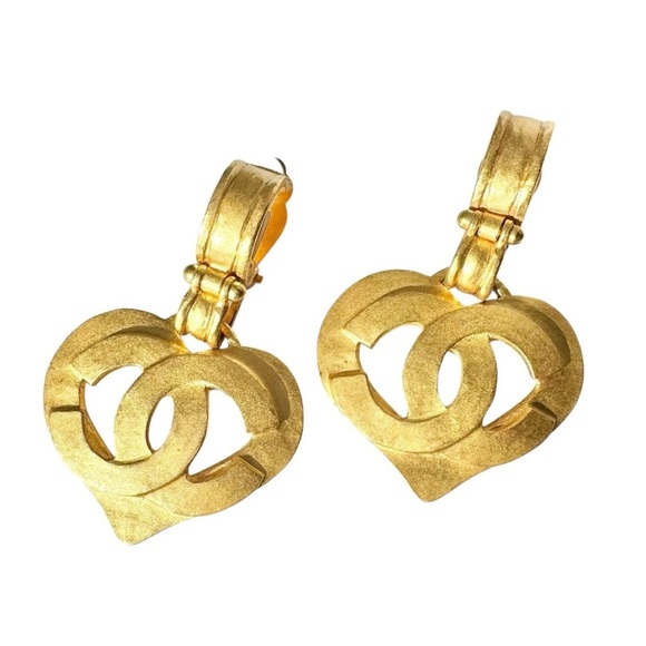 Chanel Iconic CC Logos Heart Gold Large Clip On Earrings with Box - Picture 1 of 8